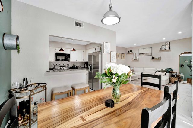 8518 Coppertowne Lane, Dallas, TX 75243