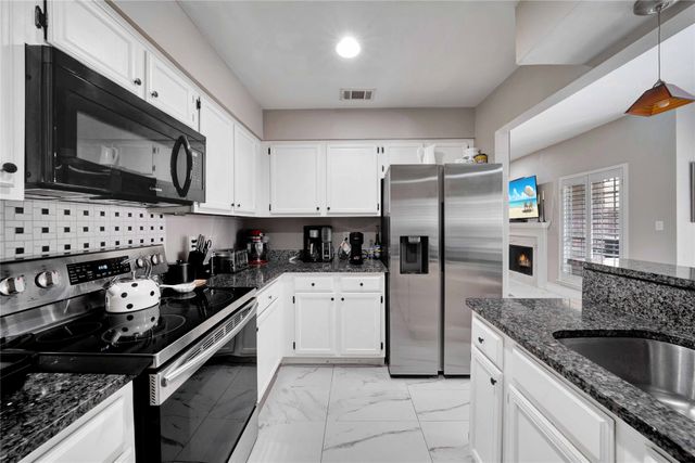 8518 Coppertowne Lane, Dallas, TX 75243