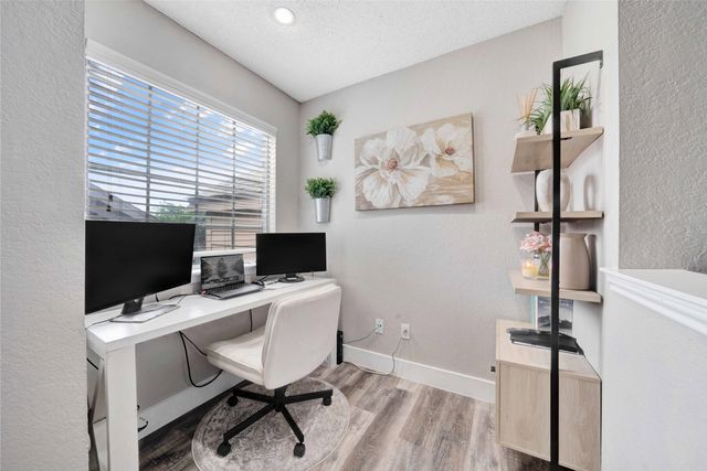 8518 Coppertowne Lane, Dallas, TX 75243