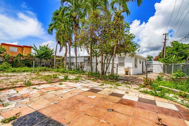 M41 URB. MARIOLGA, Caguas, PR 00725