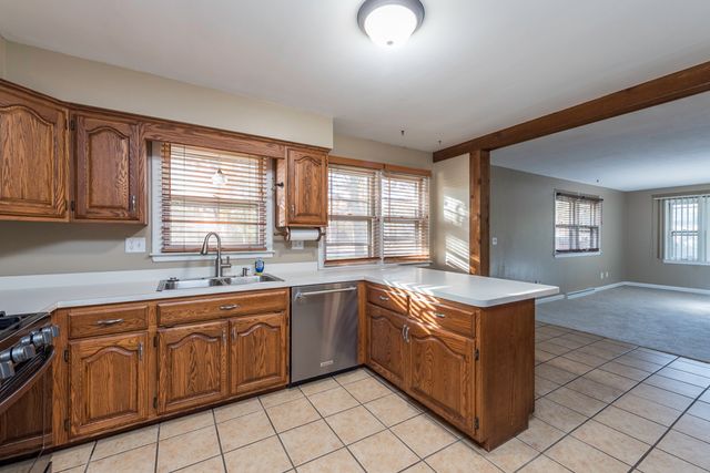 1339 Park Avenue, Winthrop Harbor, IL 60096