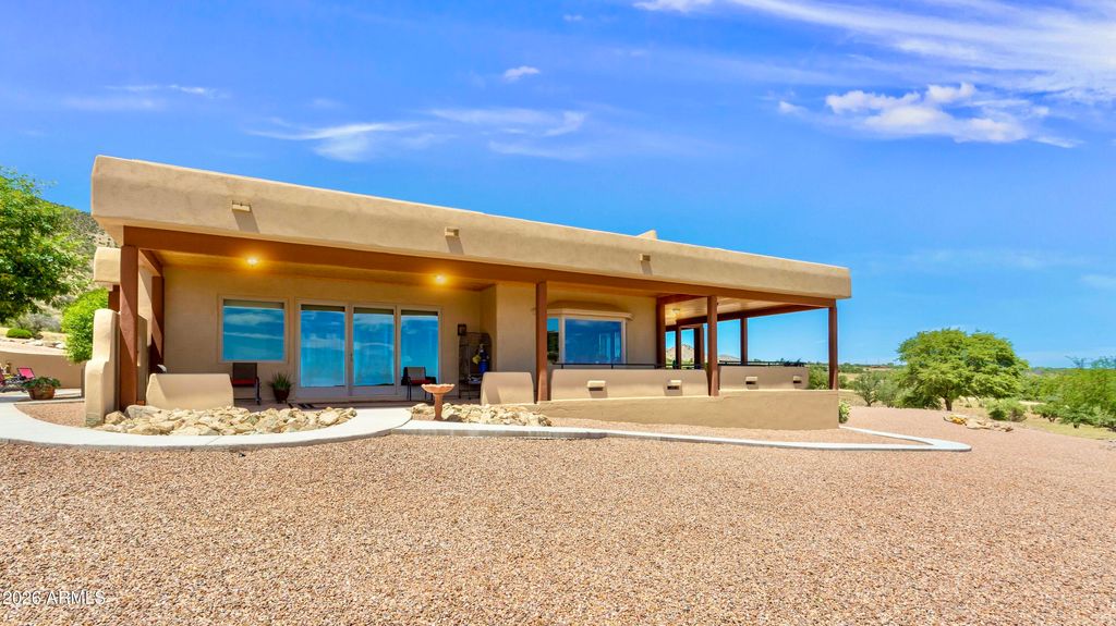 Image 15 of property listing at 6055 E Indigo Sky --, Hereford, AZ 85615