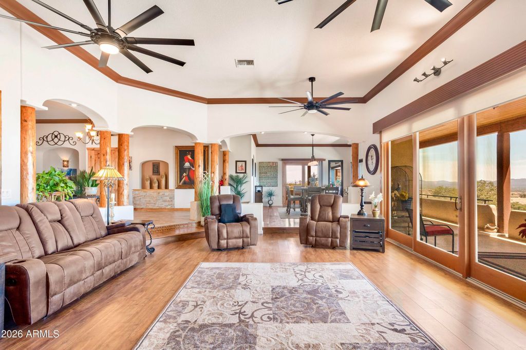 Image 17 of property listing at 6055 E Indigo Sky --, Hereford, AZ 85615