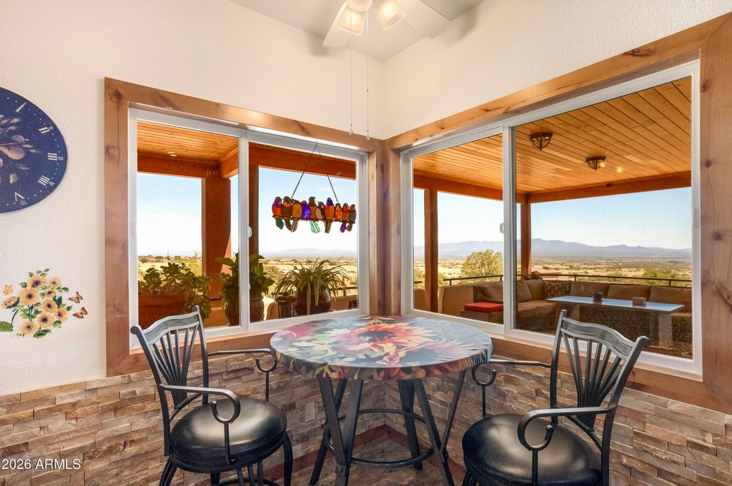 Image 27 of property listing at 6055 E Indigo Sky --, Hereford, AZ 85615