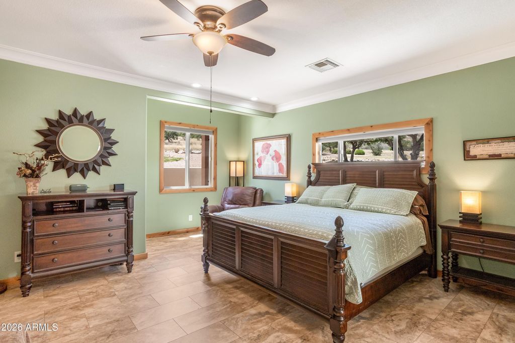 Image 42 of property listing at 6055 E Indigo Sky --, Hereford, AZ 85615
