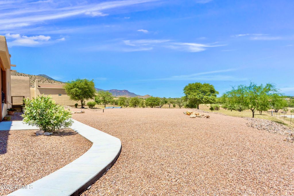 Image 49 of property listing at 6055 E Indigo Sky --, Hereford, AZ 85615