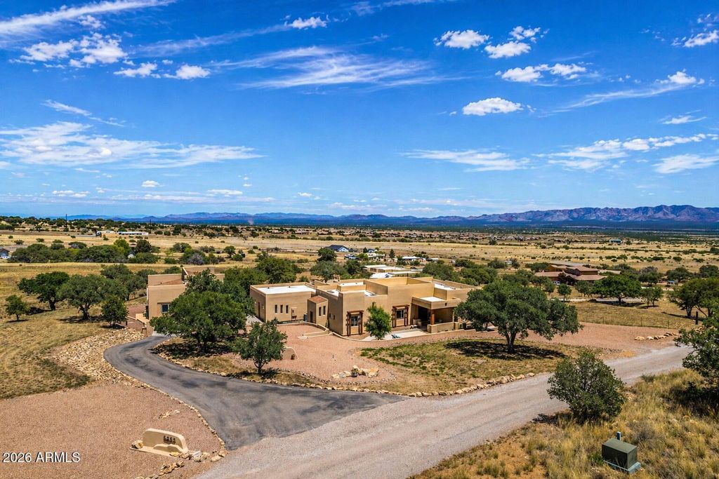 Image 60 of property listing at 6055 E Indigo Sky --, Hereford, AZ 85615