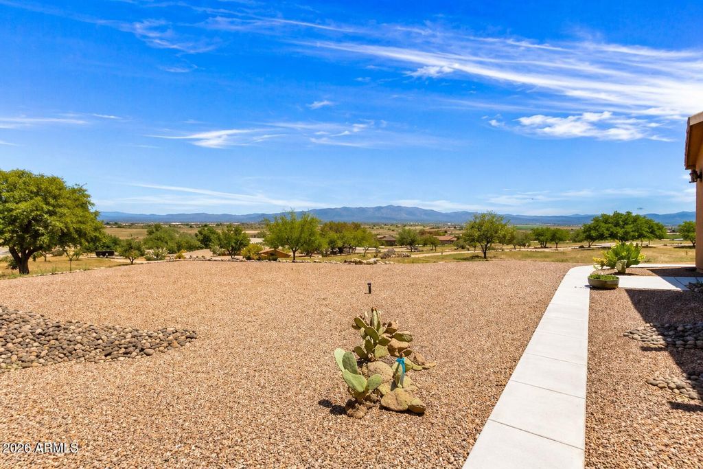 Image 63 of property listing at 6055 E Indigo Sky --, Hereford, AZ 85615