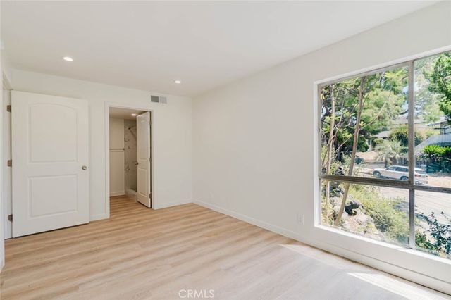 2159 La Canada Crest Drive 2, La Canada Flintridge, CA 91011