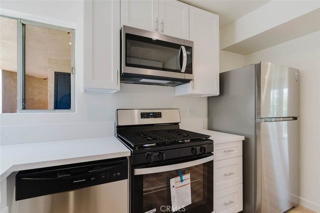 2159 La Canada Crest Drive 2, La Canada Flintridge, CA 91011