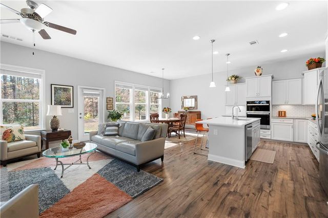 1068 Central Park Road, Decatur, GA 30033