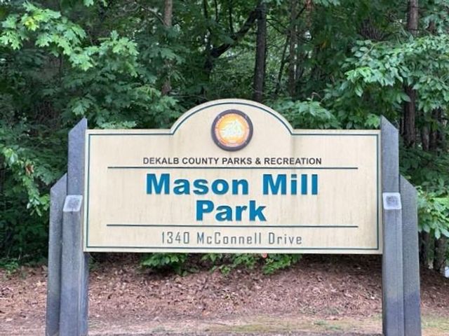 1068 Central Park Road, Decatur, GA 30033