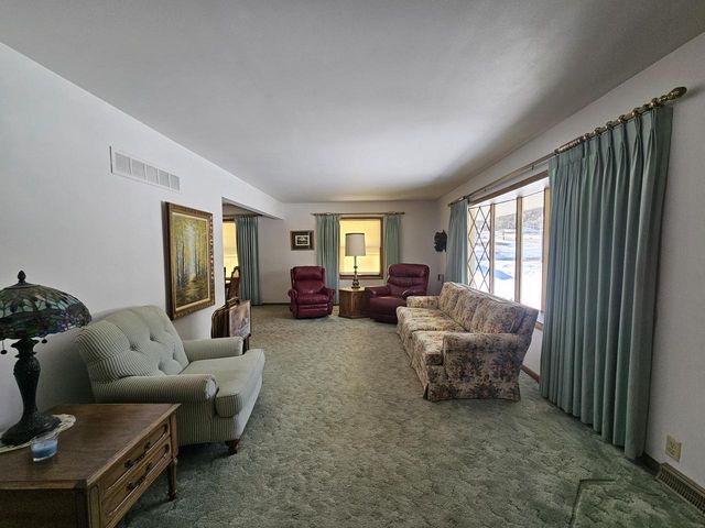 744 N 119 STREET, Wauwatosa, WI 53226