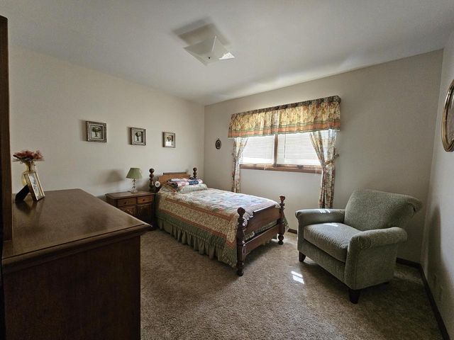 744 N 119 STREET, Wauwatosa, WI 53226