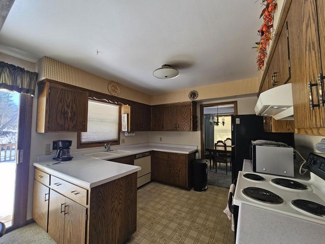 744 N 119 STREET, Wauwatosa, WI 53226