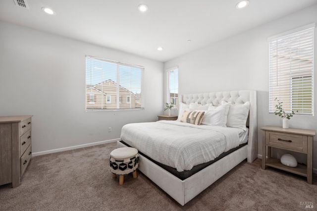 2148 Karen Pl, Rohnert Park, CA 94928