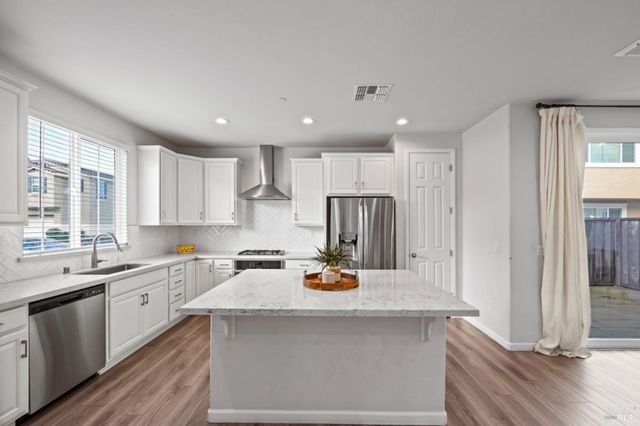 2148 Karen Pl, Rohnert Park, CA 94928