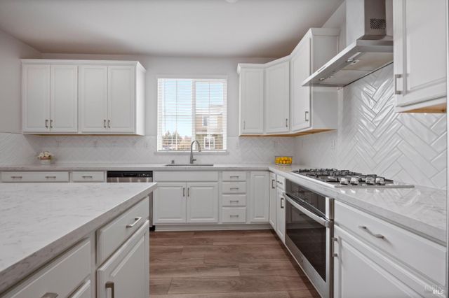 2148 Karen Pl, Rohnert Park, CA 94928