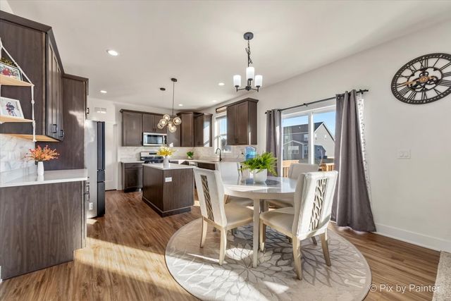 3553 Doral Drive, Elgin, IL 60124