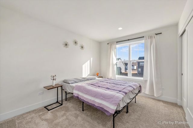 3553 Doral Drive, Elgin, IL 60124