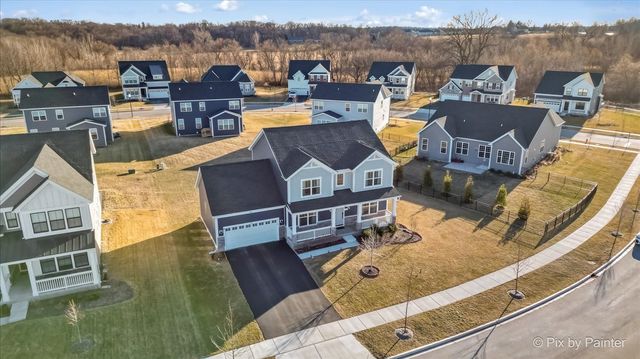 3553 Doral Drive, Elgin, IL 60124