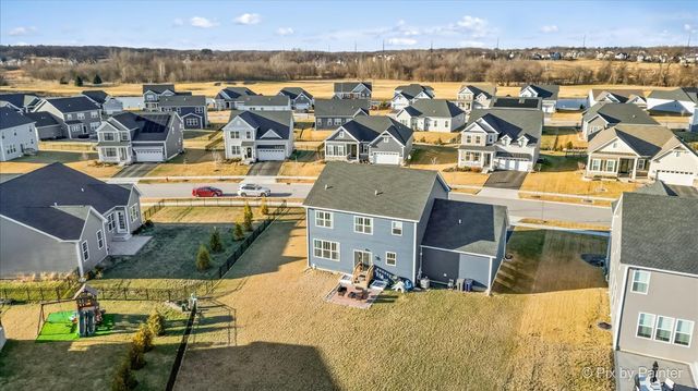 3553 Doral Drive, Elgin, IL 60124