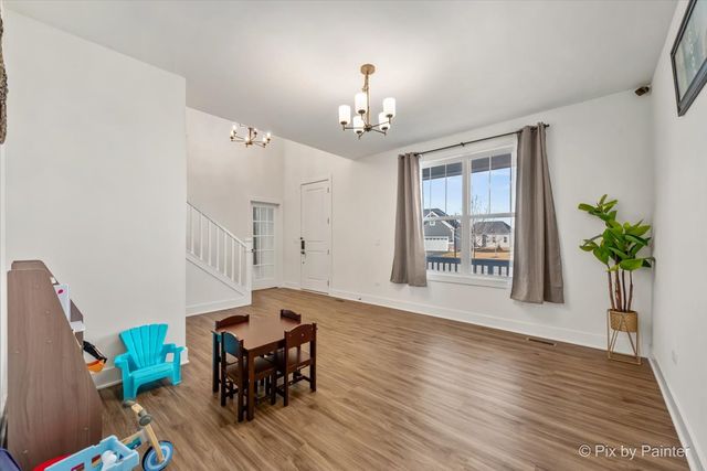 3553 Doral Drive, Elgin, IL 60124