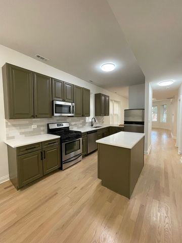 2649 W Thomas Street 2F, Chicago, IL 60622