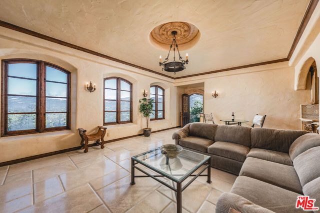 4020 Cuervo Avenue, Santa Barbara, CA 93110
