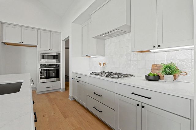 3654 N Bristol Ct, Wichita, KS 67226