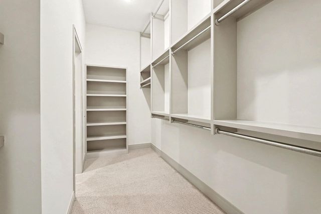 3654 N Bristol Ct, Wichita, KS 67226