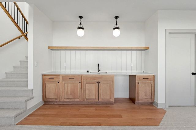 3654 N Bristol Ct, Wichita, KS 67226