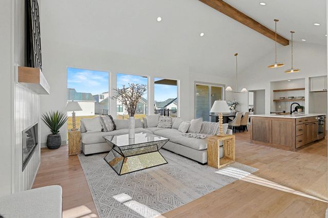 3654 N Bristol Ct, Wichita, KS 67226