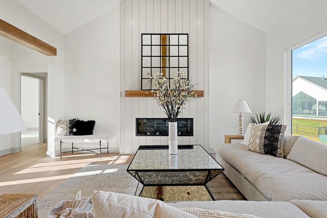 3654 N Bristol Ct, Wichita, KS 67226