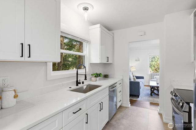 13349 25th Avenue NE, Seattle, WA 98125