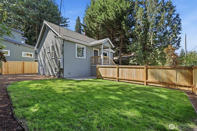 13349 25th Avenue NE, Seattle, WA 98125
