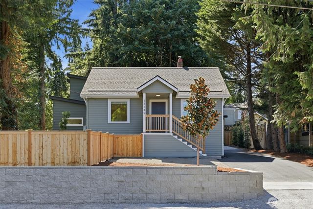 13349 25th Avenue NE, Seattle, WA 98125