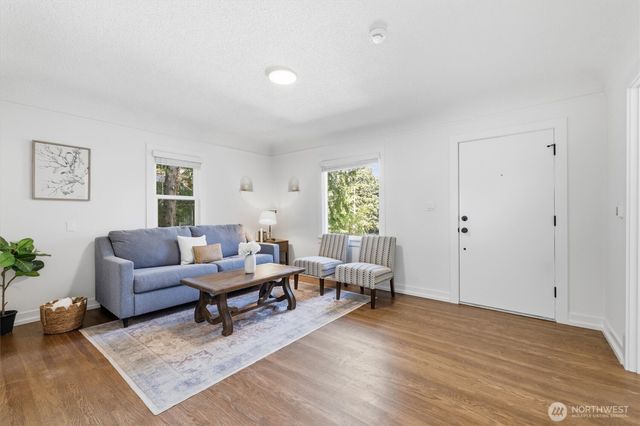 13349 25th Avenue NE, Seattle, WA 98125