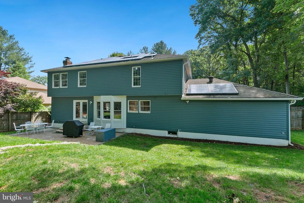 Image 42 of property listing at 10924 BEECH CREEK DR, Columbia, MD 21044