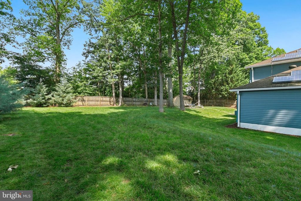 Image 47 of property listing at 10924 BEECH CREEK DR, Columbia, MD 21044