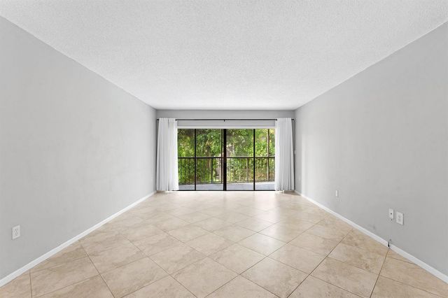 3605 S Ocean Boulevard 229, South Palm Beach, FL 33480