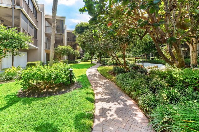 3605 S Ocean Boulevard 229, South Palm Beach, FL 33480