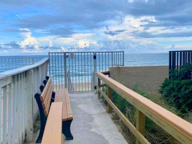 3605 S Ocean Boulevard 229, South Palm Beach, FL 33480