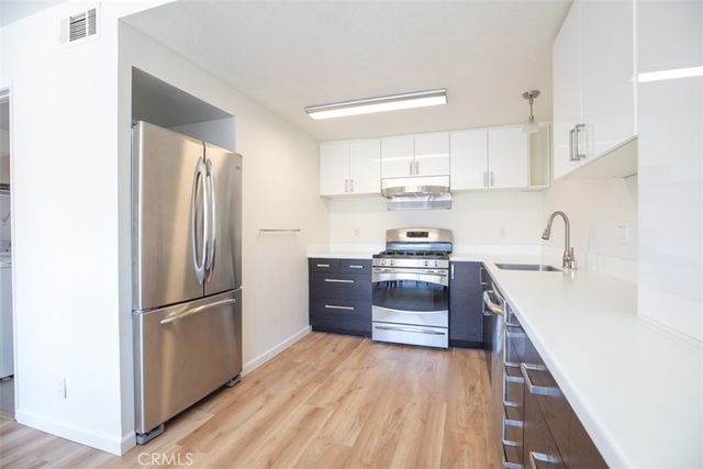 1381 S Walnut S 2005, Anaheim, CA 92802