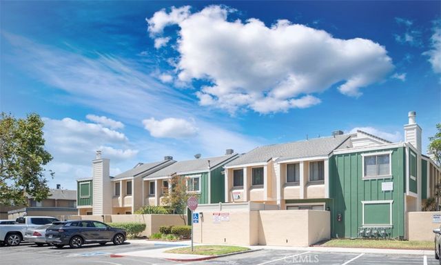 1381 S Walnut S 2005, Anaheim, CA 92802