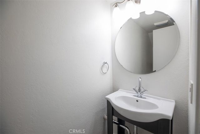 1381 S Walnut S 2005, Anaheim, CA 92802