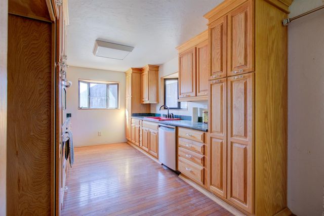 1113 Clark Rd, Modesto, CA 95358