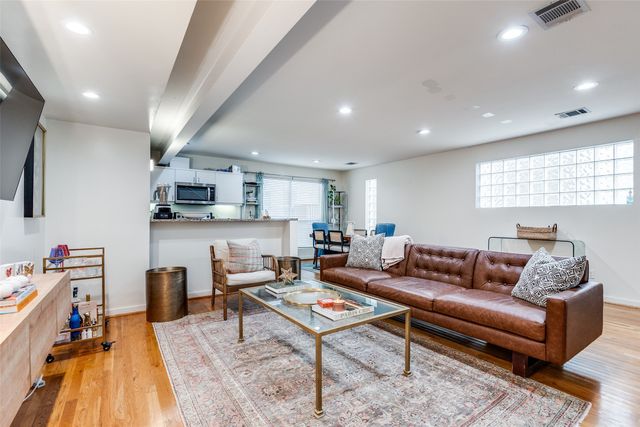 4122 Travis Street 19, Dallas, TX 75204