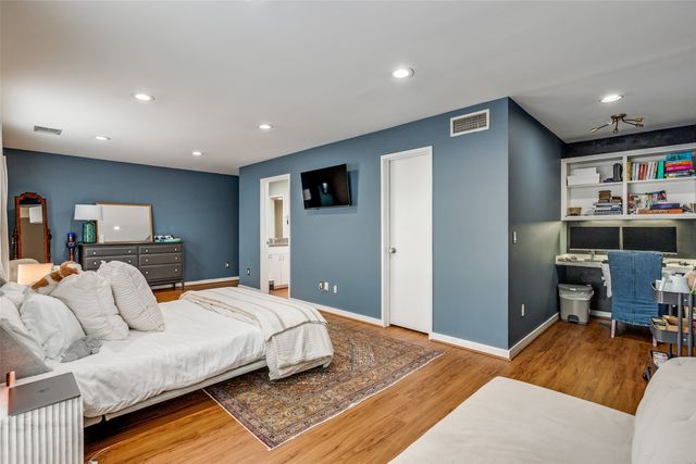 4122 Travis Street 19, Dallas, TX 75204