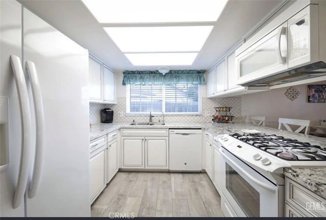 2017 William F Halsey, Bakersfield, CA 93304